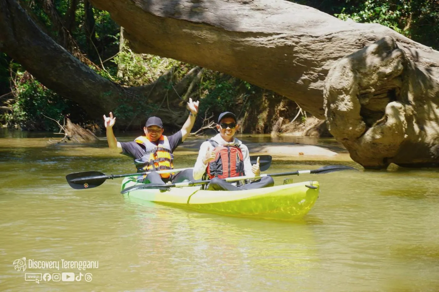 Kayak Little Amazon Adventure
