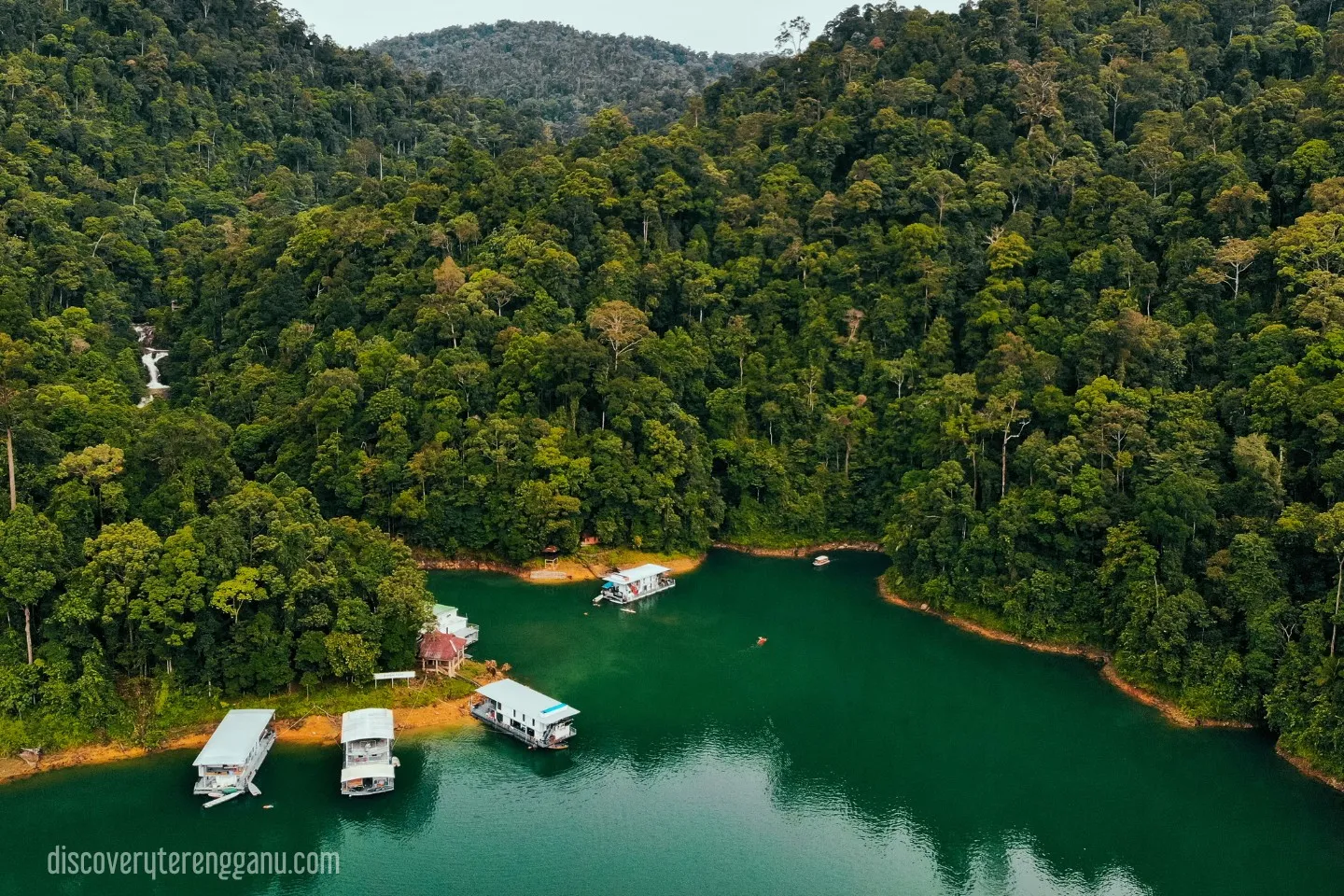 Keindahan Tasik Kenyir, Terengganu