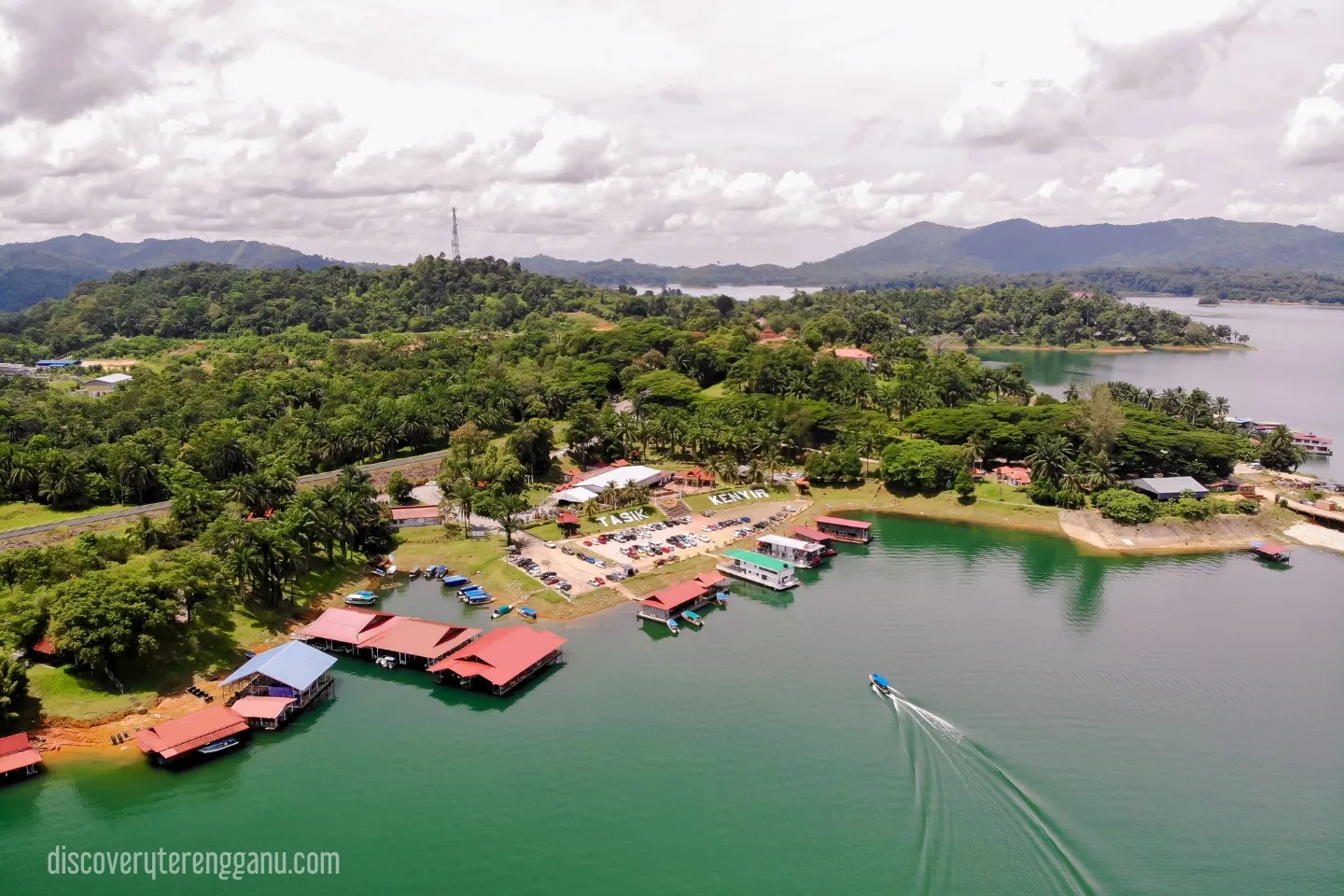 Tasik Kenyir, Pengkalan Gawi, Hulu Terengganu
